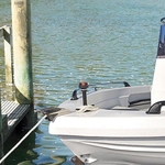 Railblaza Cleatport in weiß mit Navigationsbeleuchtung